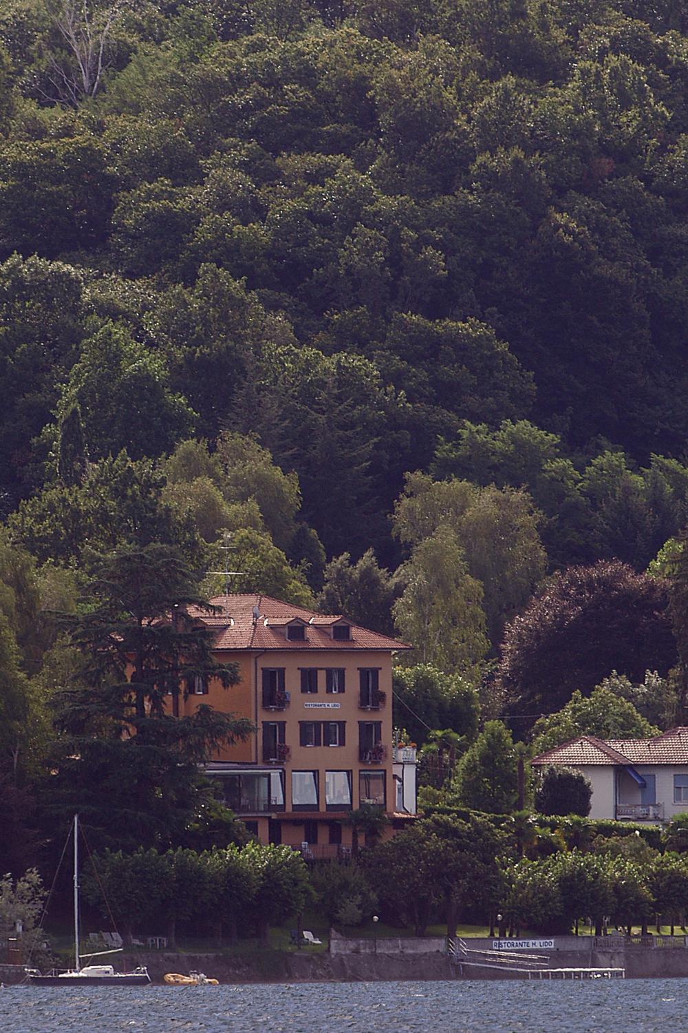Hotel Lido Ranco Luaran gambar